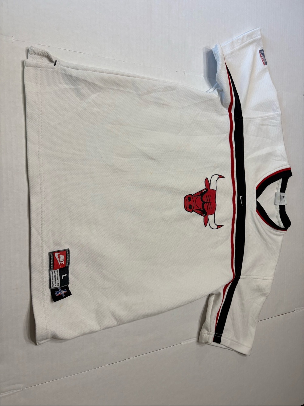 Vintage 1990 Nike Chicago bulls shooting or warm up jersey.